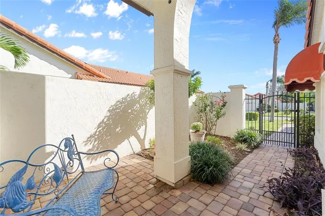 $388,000 | 4966 Clubview Court East, Bradenton, FL 34203