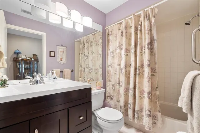 $388,000 | 4966 Clubview Court East, Bradenton, FL 34203