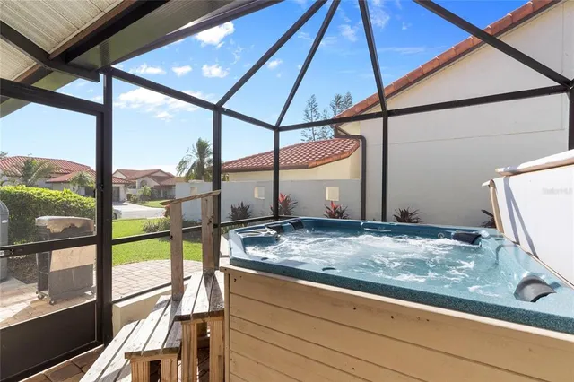 $388,000 | 4966 Clubview Court East, Bradenton, FL 34203