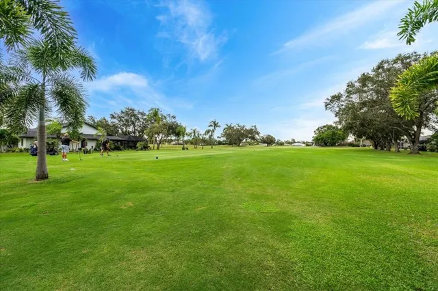 $388,000 | 4966 Clubview Court East, Bradenton, FL 34203