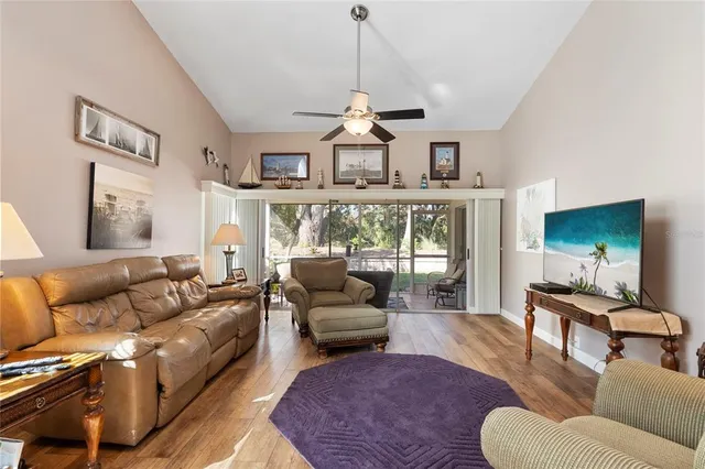 $388,000 | 4966 Clubview Court East, Bradenton, FL 34203