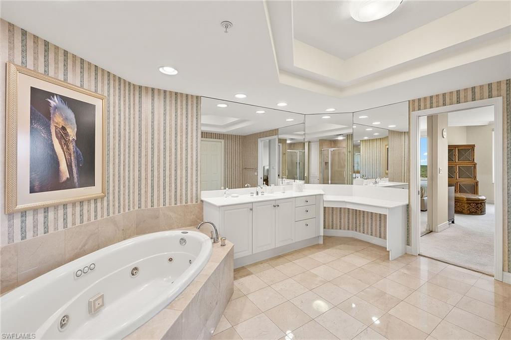 425 Dockside Drive, Unit 703 Naples, FL 34110 - Photo 25 of 43