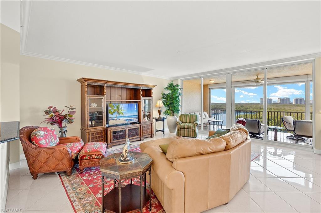 425 Dockside Drive, Unit 703 Naples, FL 34110 - Photo 7 of 43