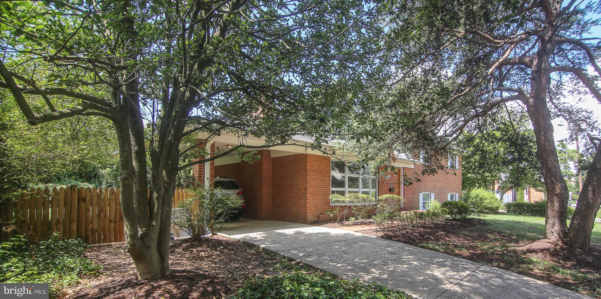4404 Seminary Road Alexandria, VA 22304 - Photo 28 of 43 Shaded driveway