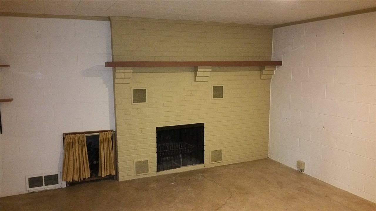 1315 Halsted Road Rockford, IL 61103 - Photo 15 of 17 Gallery Image 15