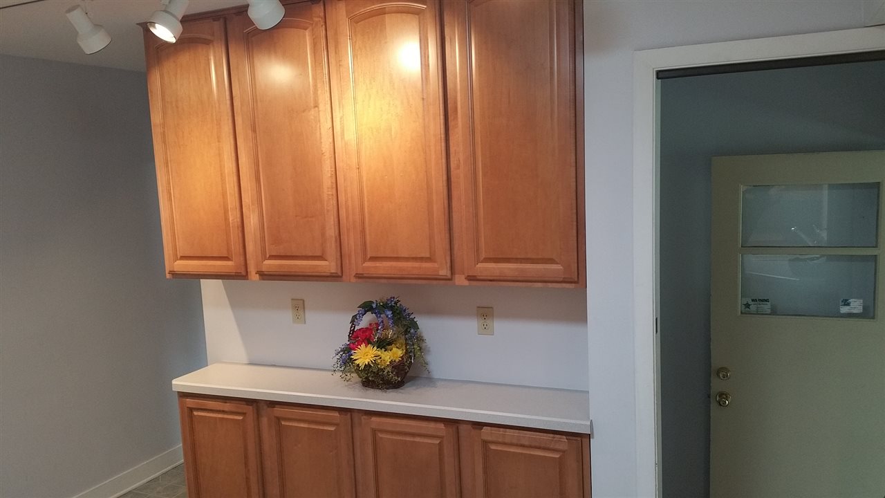 1315 Halsted Road Rockford, IL 61103 - Photo 5 of 17 Gallery Image 5