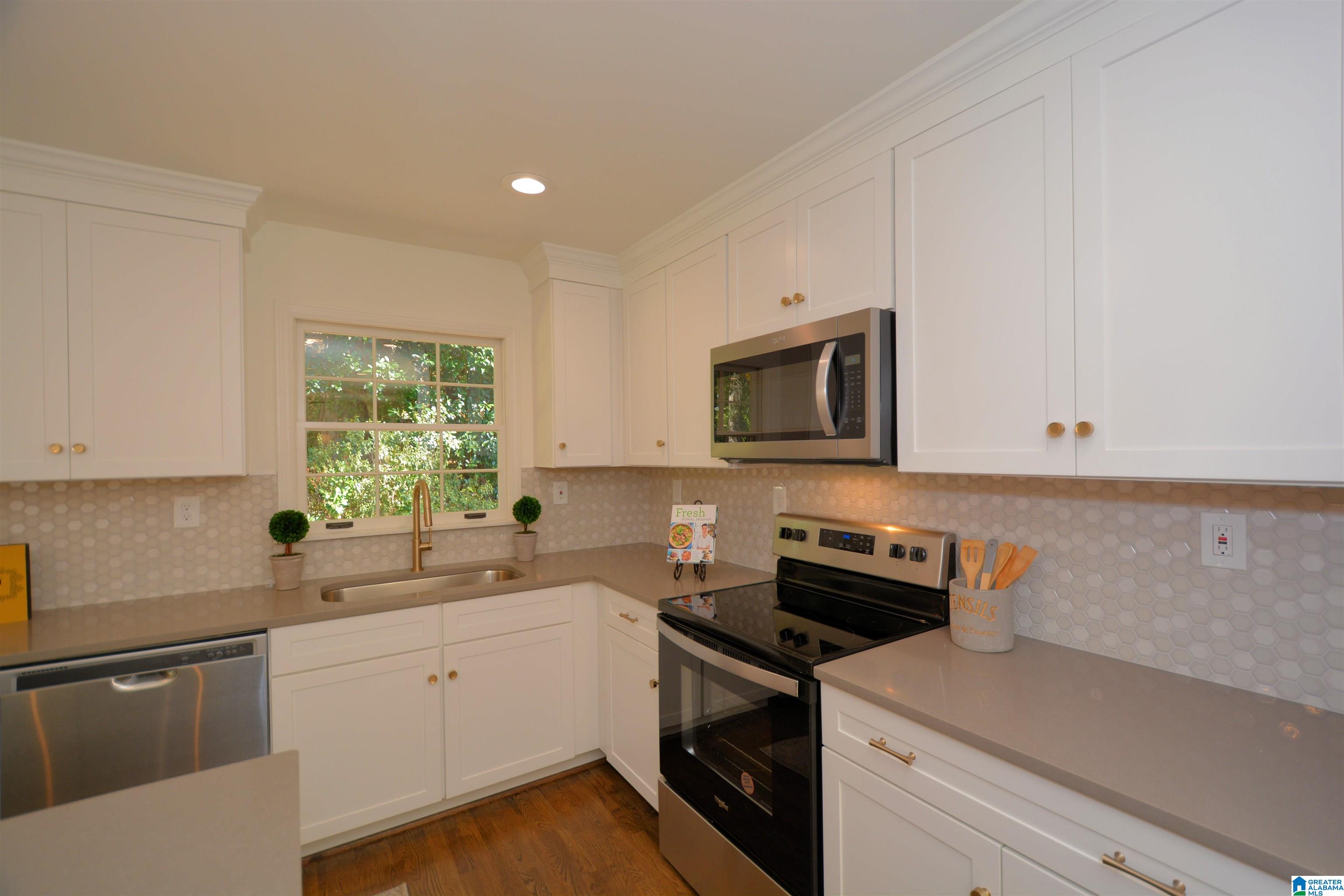 1813 Hummingbird Lane Birmingham, AL 35226 - Photo 23 of 50