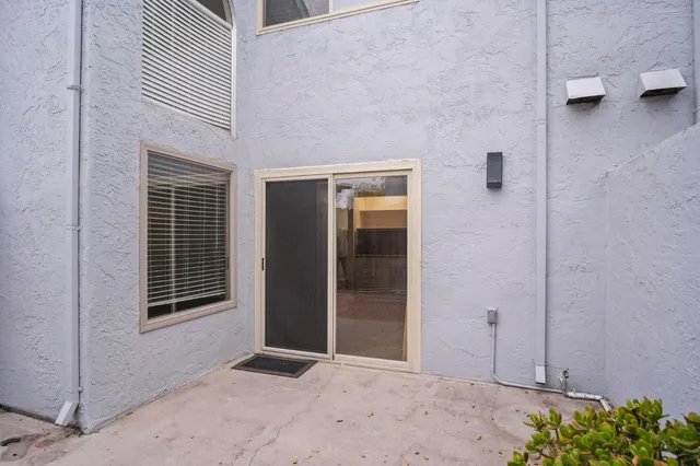 a view of an entryway of house