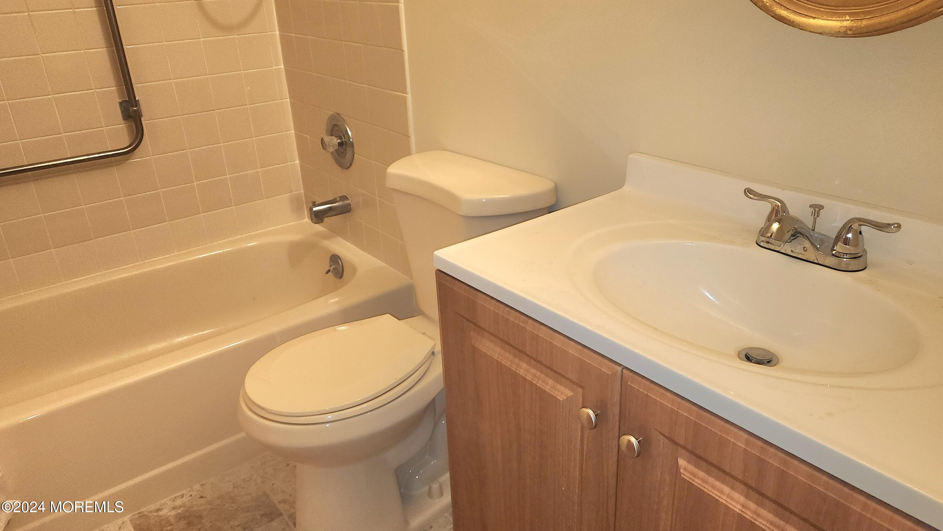 23B Mill Road, Unit B Whiting, NJ 08759 - Photo 15 of 18 20241122_124555