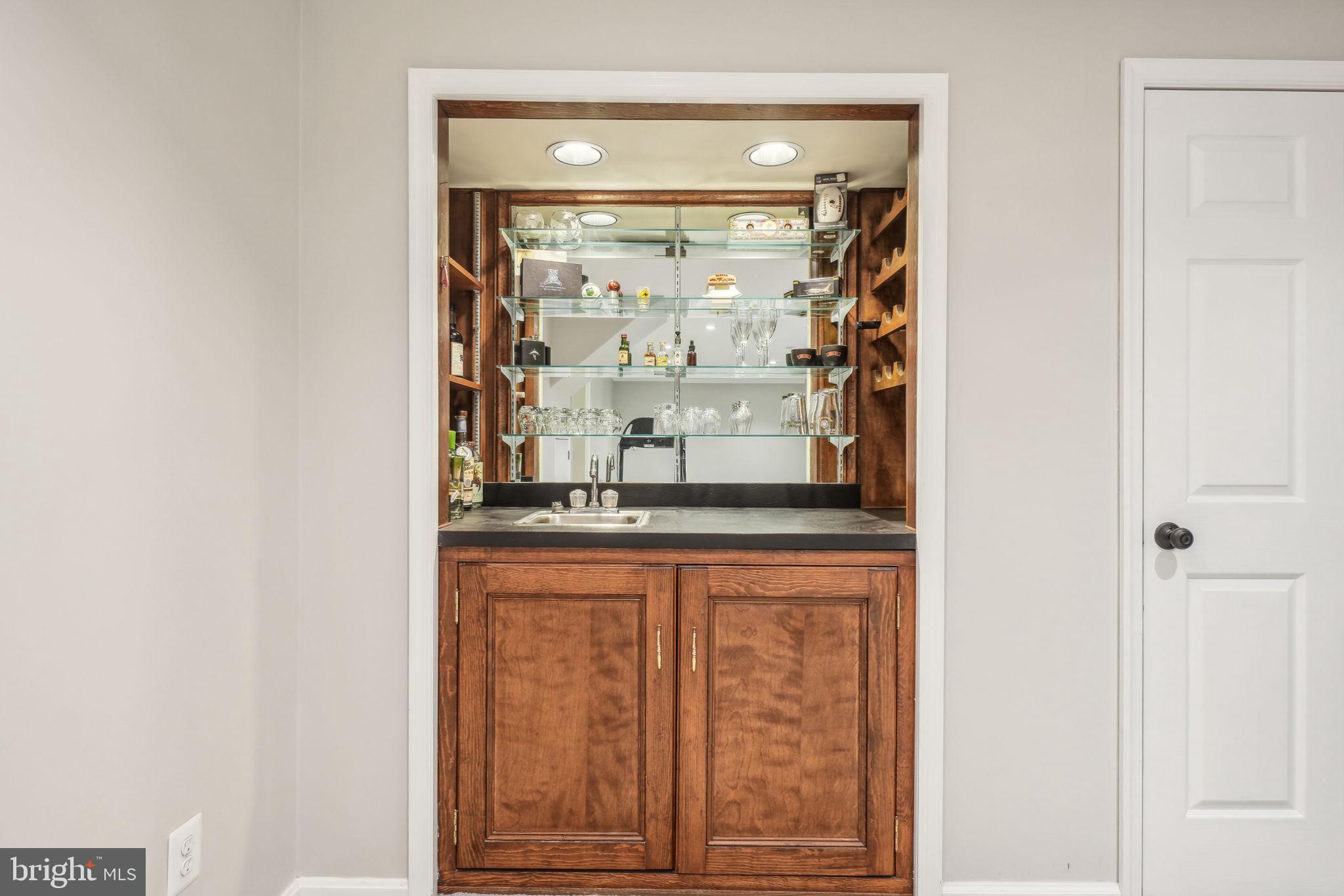 8248 Carrleigh Parkway Springfield, VA 22152 - Photo 29 of 45