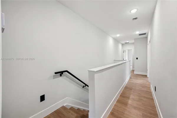 $3,500 | 122 Northwest 5th Avenue, Hallandale Beach, FL 33009