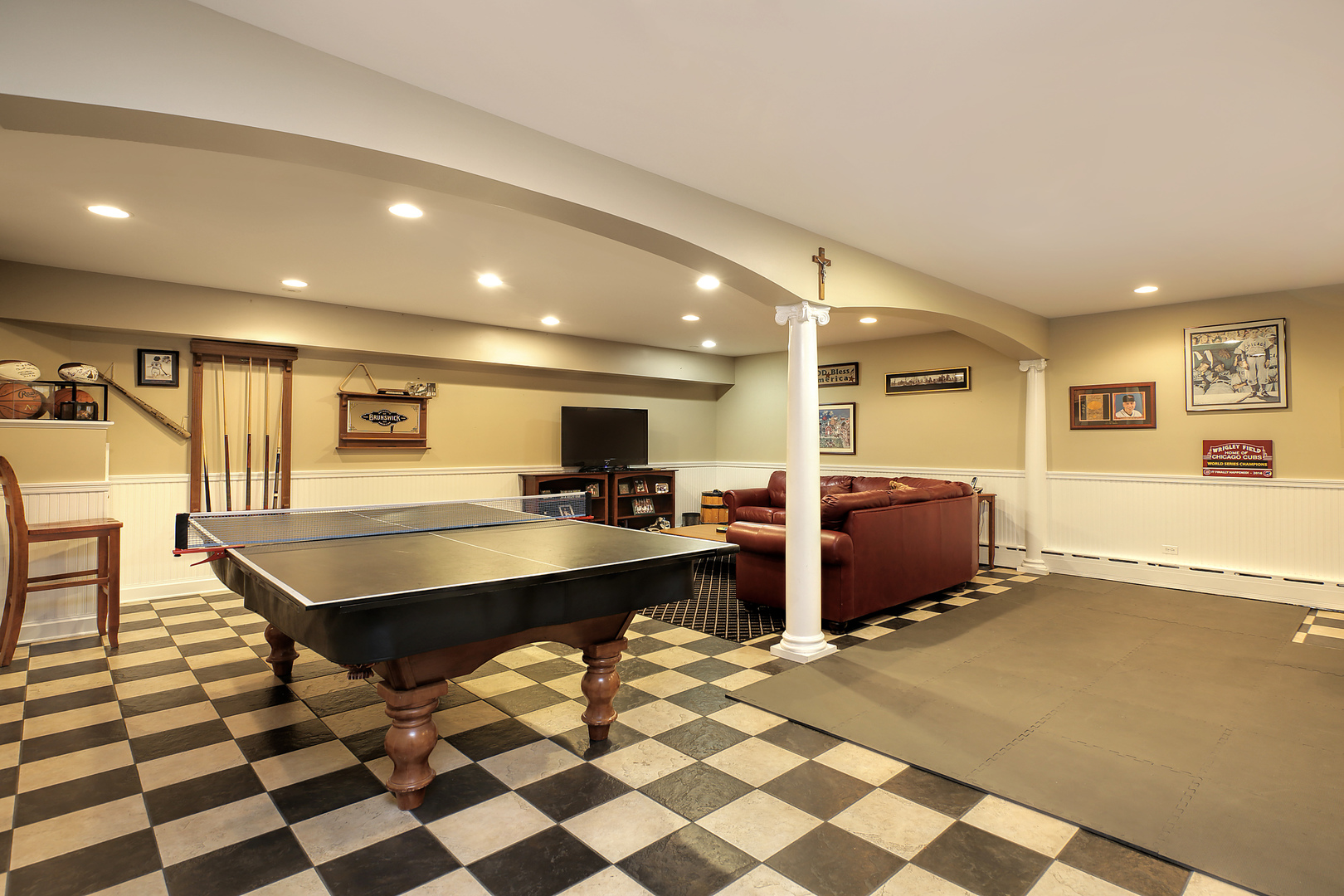 360 Palos Road Glencoe, IL 60022 - Photo 18 of 25 a room with pool table and glass door