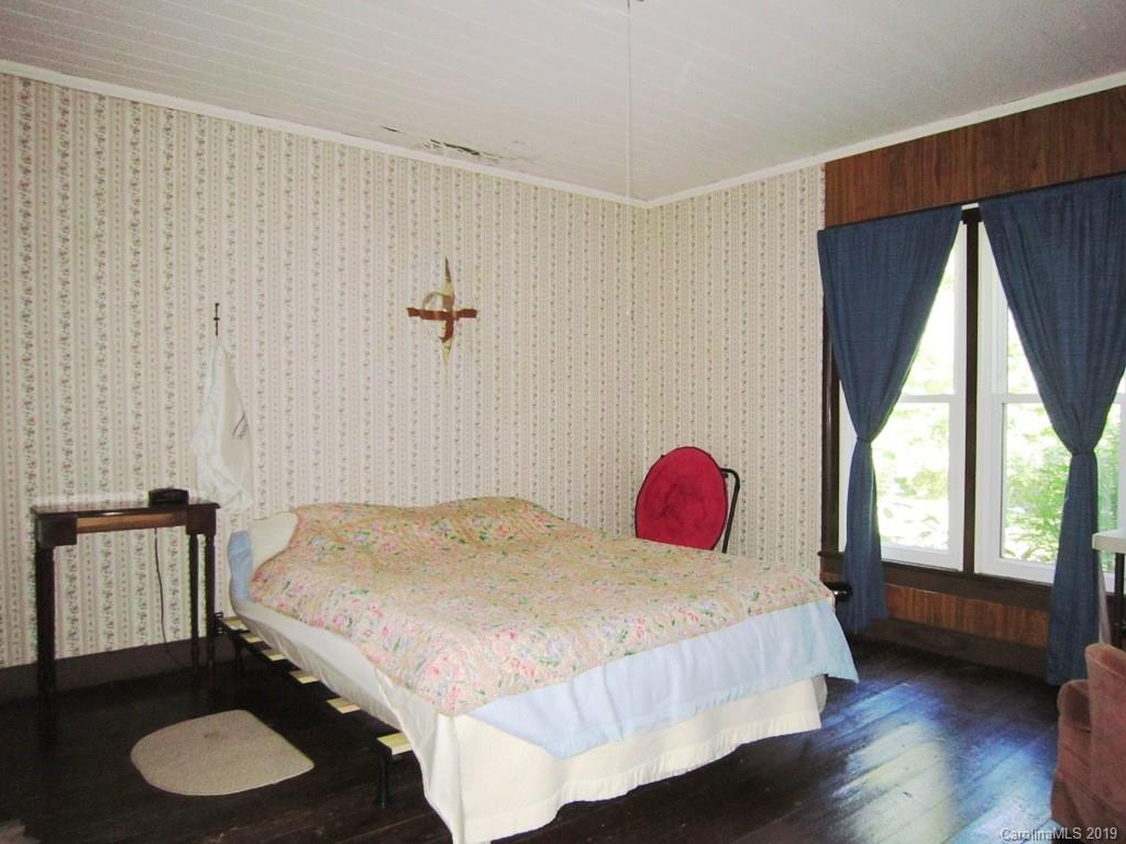 72 Sams Road Weaverville, NC 28787 - Photo 11 of 33 Gallery Image 11