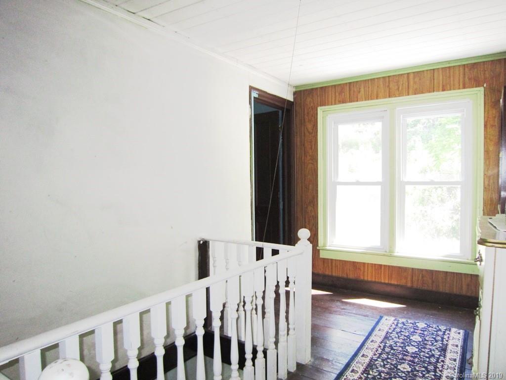 72 Sams Road Weaverville, NC 28787 - Photo 14 of 33 Gallery Image 14