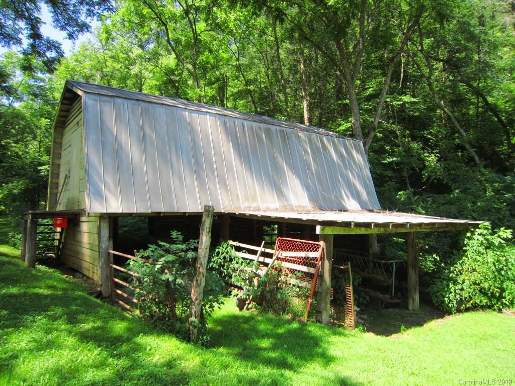 72 Sams Road Weaverville, NC 28787 - Photo 24 of 33 Gallery Image 24