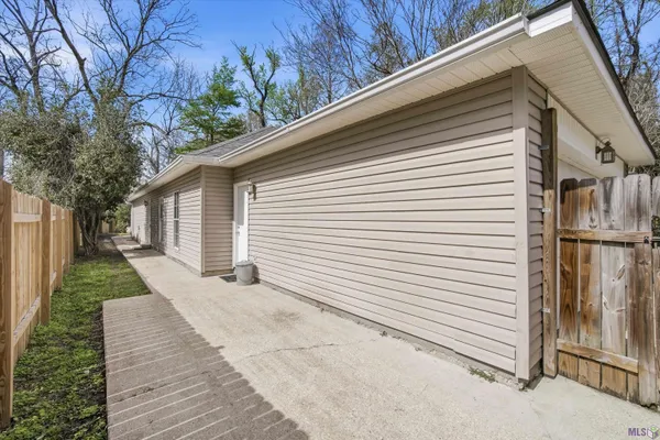 $234,900 | 270 Stoney Creek Avenue, Baton Rouge, LA 70808