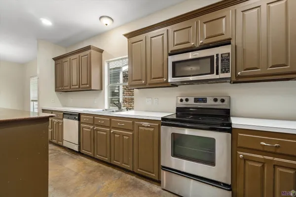 $234,900 | 270 Stoney Creek Avenue, Baton Rouge, LA 70808