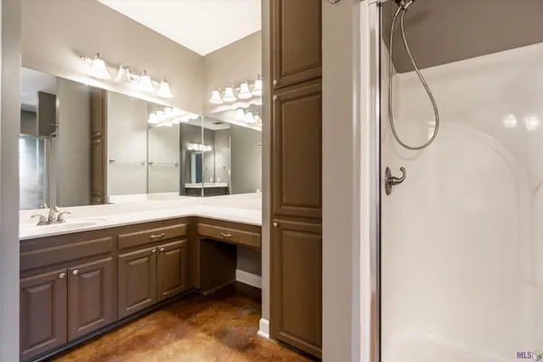 $234,900 | 270 Stoney Creek Avenue, Baton Rouge, LA 70808