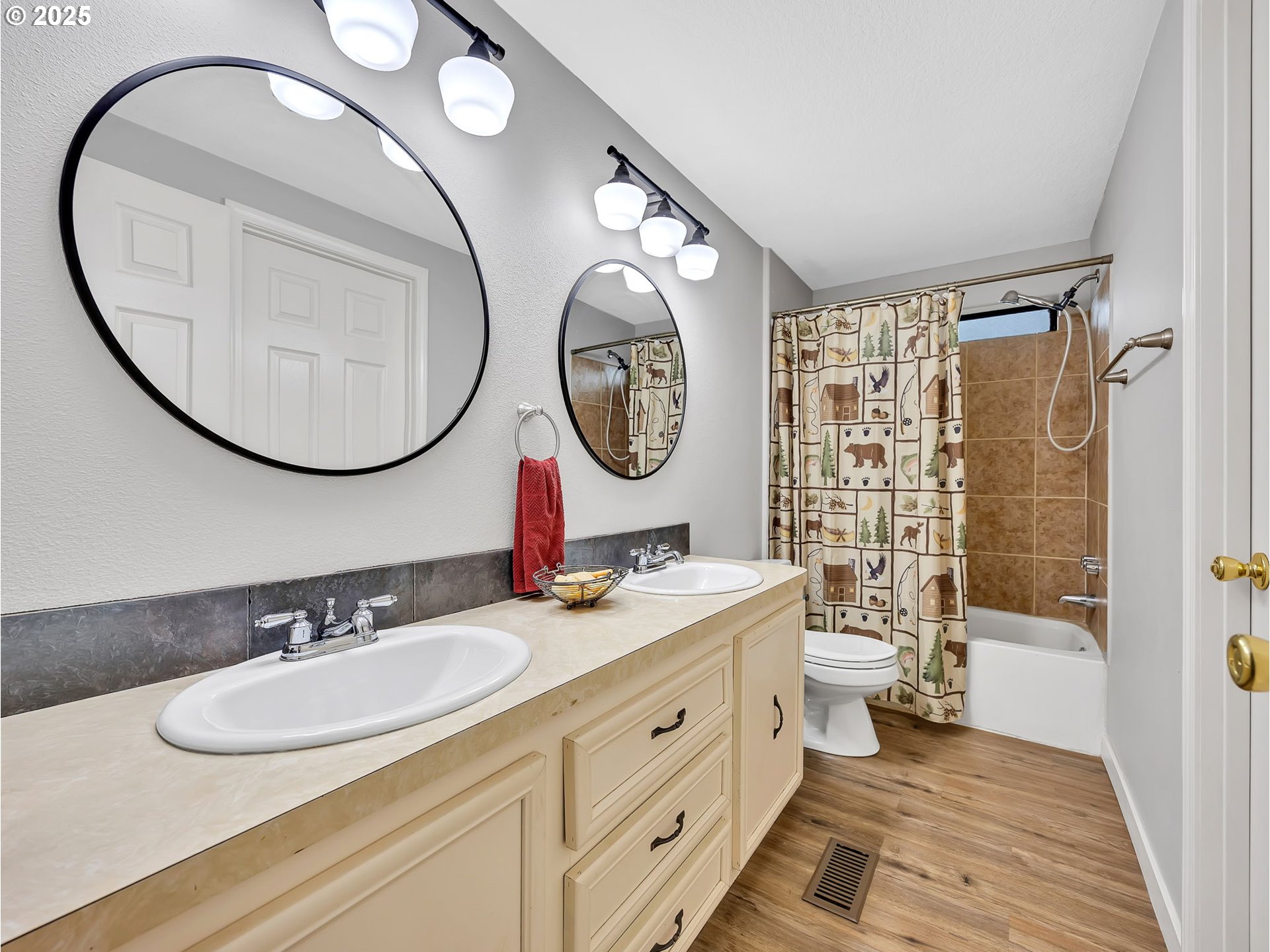 23754 South Bard Road Estacada, OR 97023 - Photo 18 of 39 a bathroom with a sink and a mirror