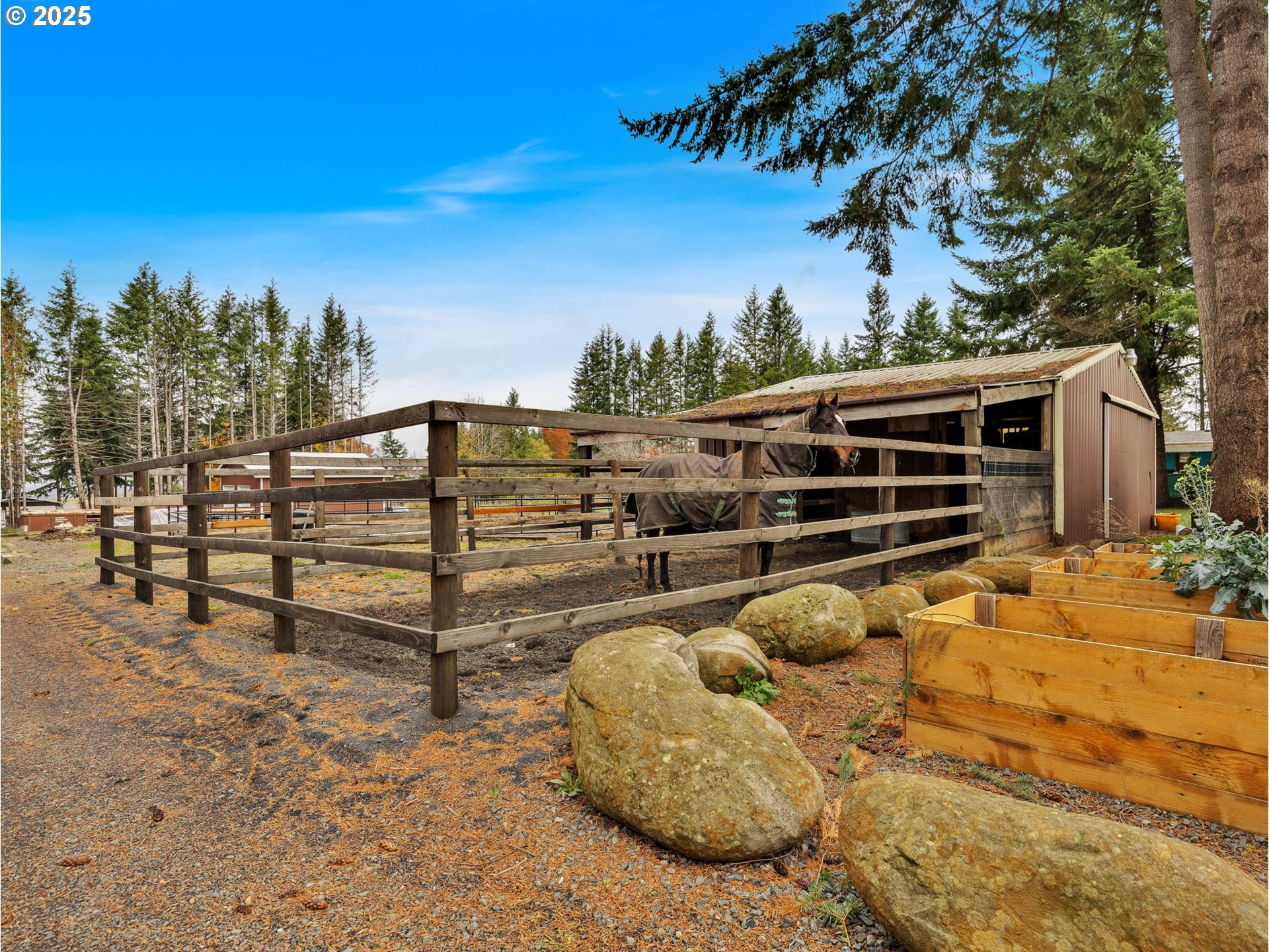 23754 South Bard Road Estacada, OR 97023 - Photo 29 of 39 a view of a chairs setting on the backyard