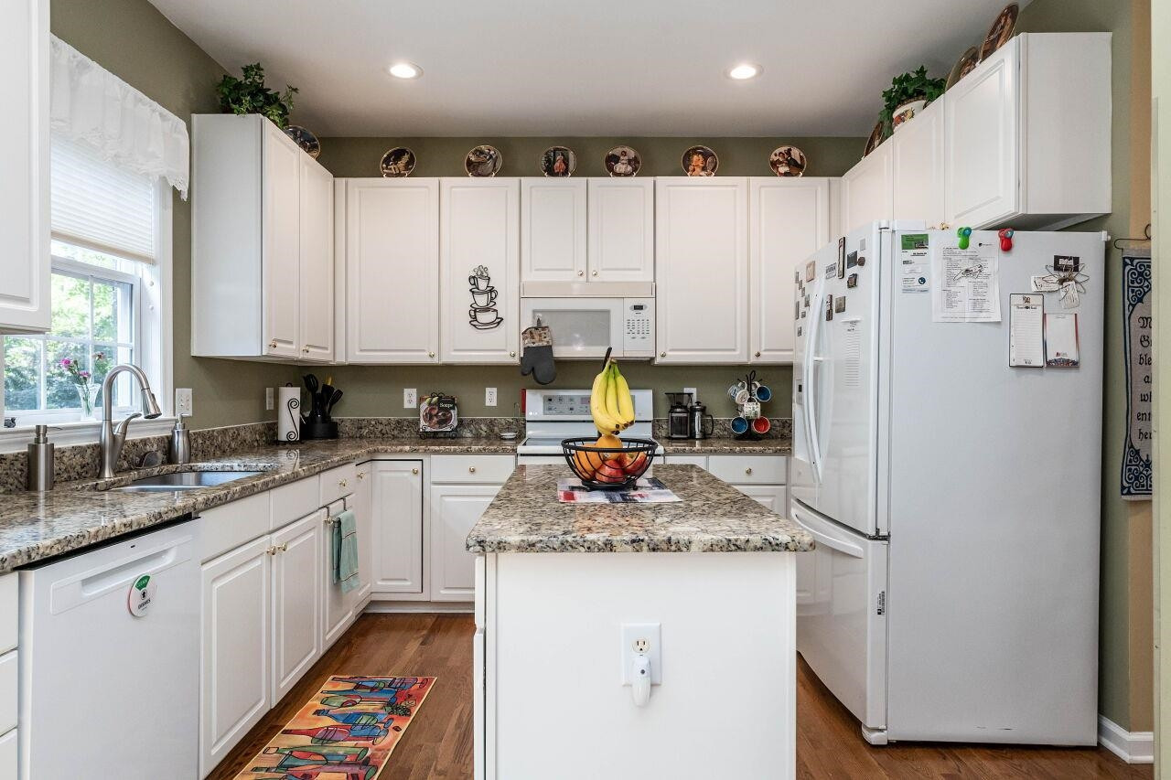 1115 Blackburn Road Apex, NC 27502 - Photo 19 of 43 Photo 19