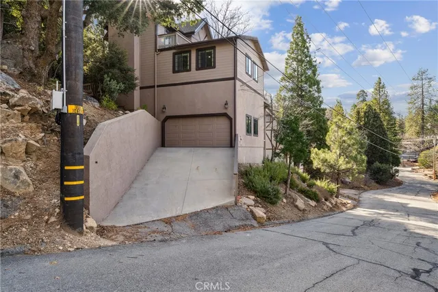 $649,000 | 965 Sandalwood Drive, Lake Arrowhead, CA 92352