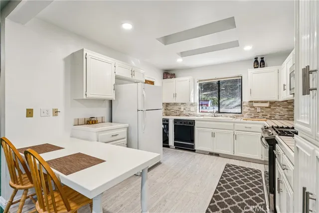 $649,000 | 965 Sandalwood Drive, Lake Arrowhead, CA 92352