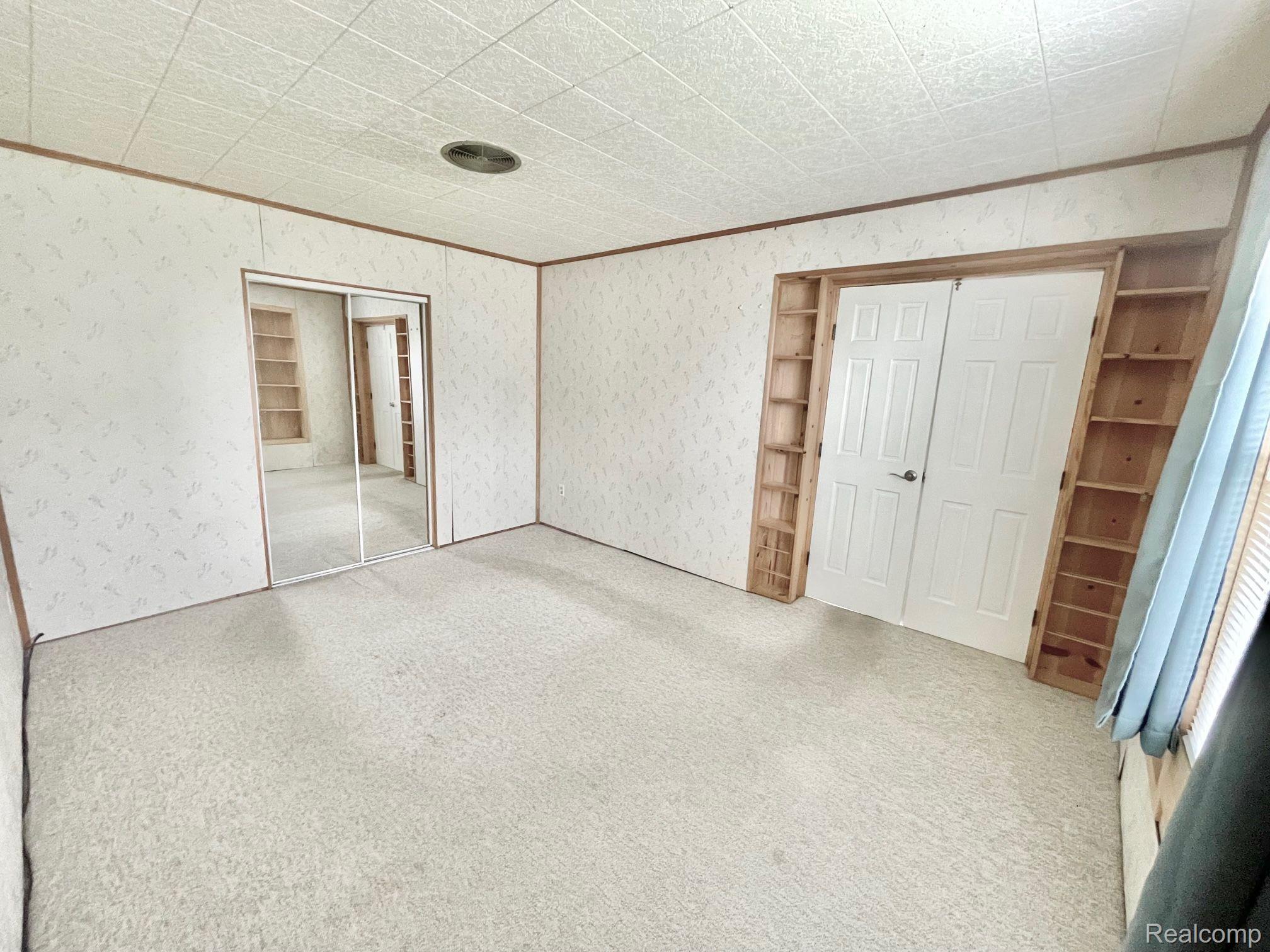6097 Torrey Road Flint, MI 48507 - Photo 19 of 33 Gallery Image 19
