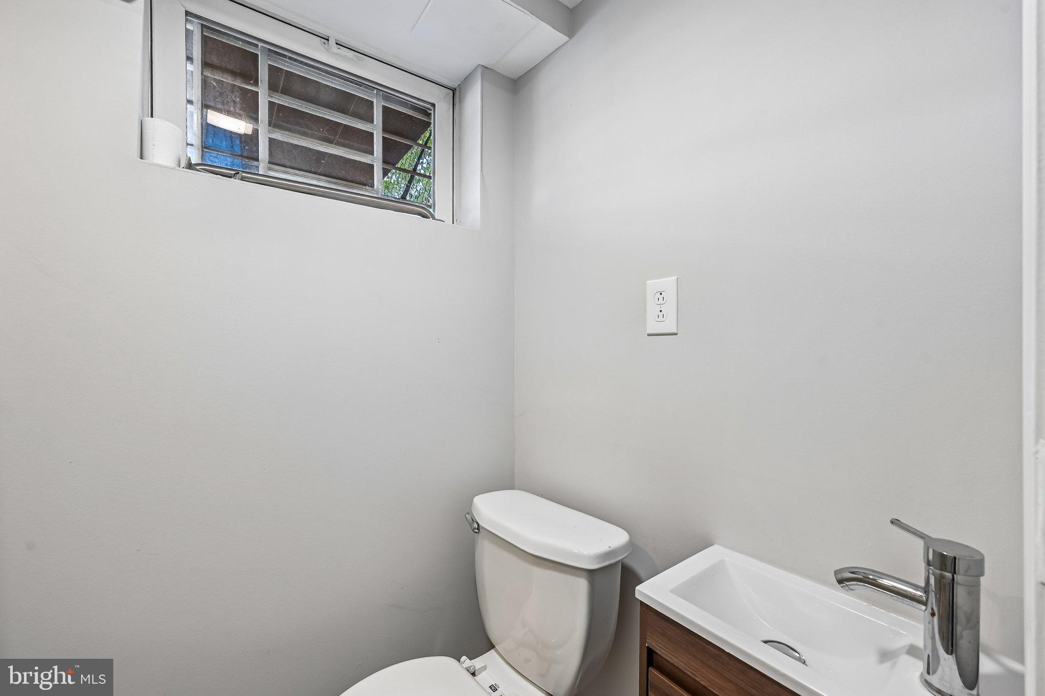 4651 Marble Hall Road Baltimore, MD 21239 - Photo 25 of 33 Gallery Image 25