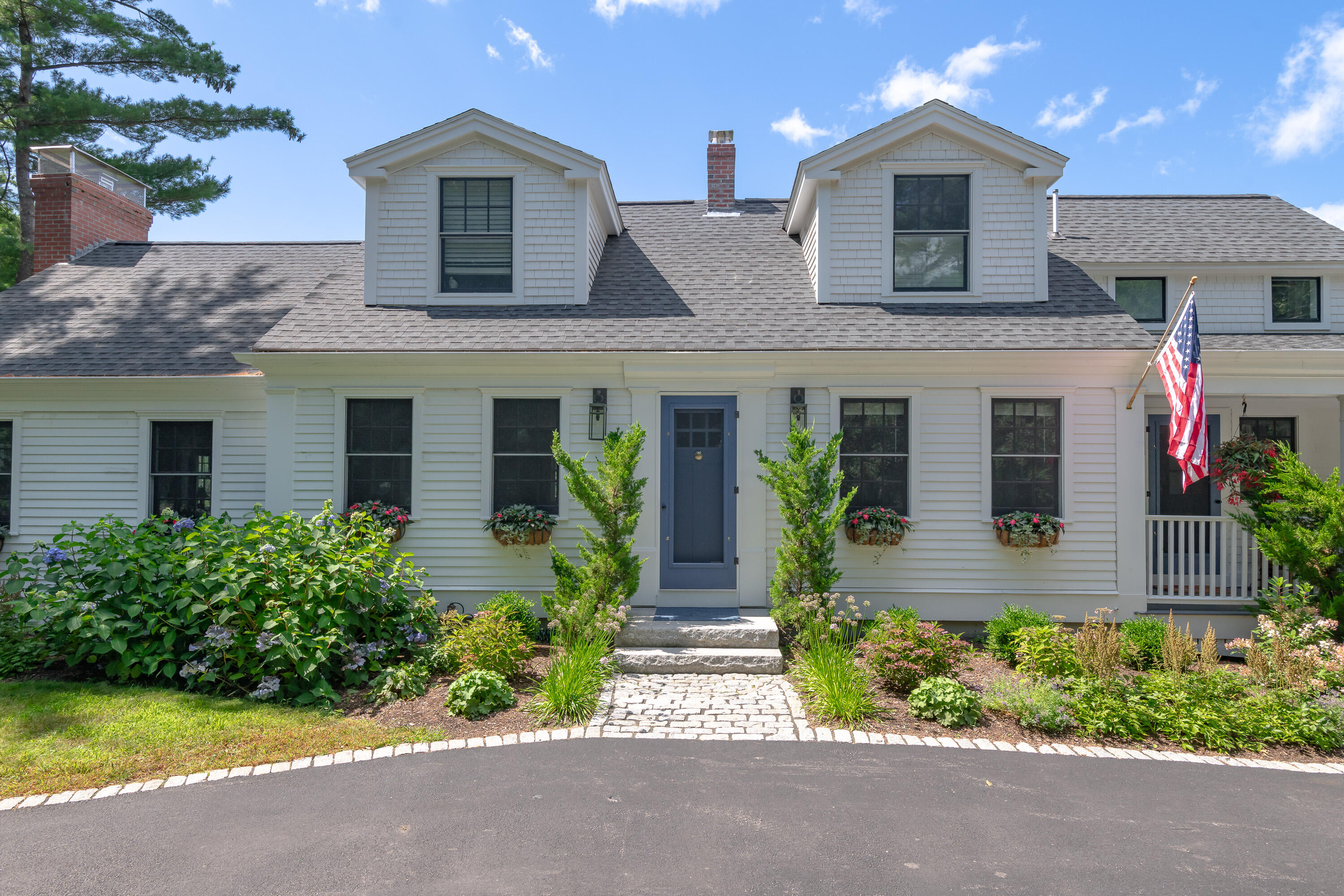 72 Foreside Road Falmouth, ME 04105 - Photo 2 of 50 02_72 Foreside Rd_PGM_Print