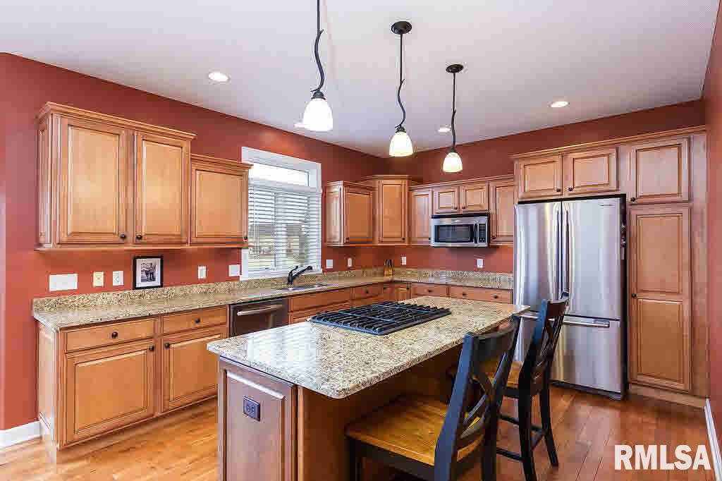 5674 Judge Road Bettendorf, IA 52722 - Photo 12 of 22 Gallery Image 12
