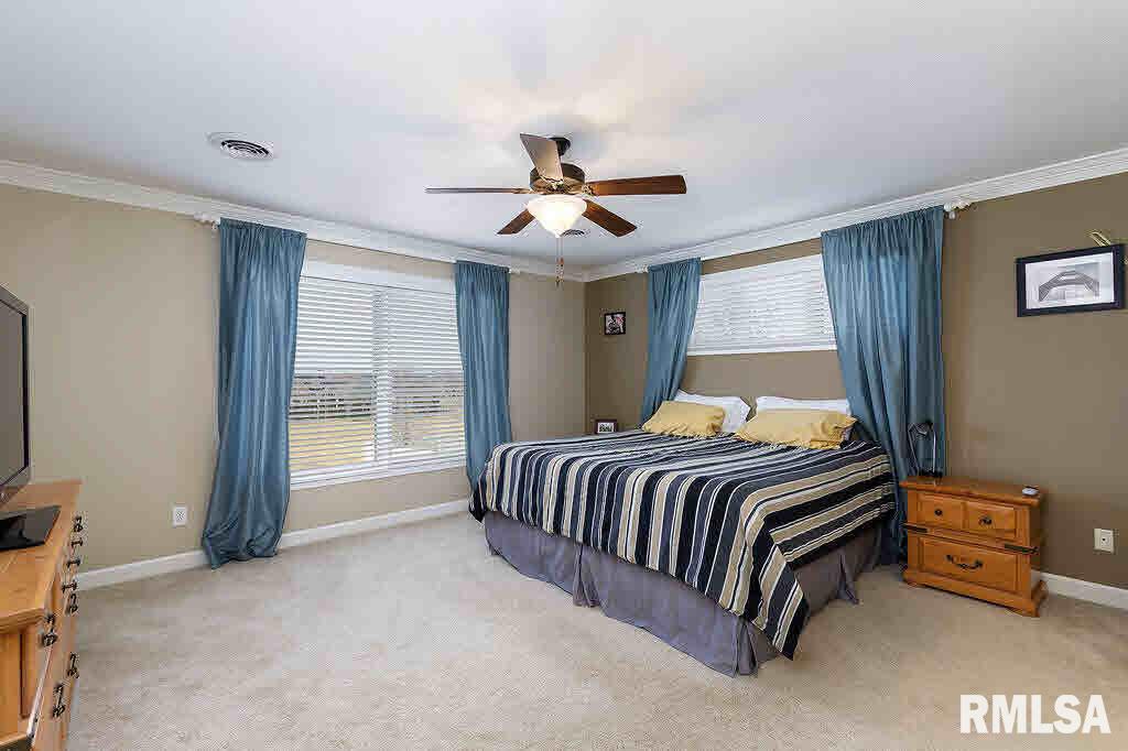5674 Judge Road Bettendorf, IA 52722 - Photo 16 of 22 Gallery Image 16