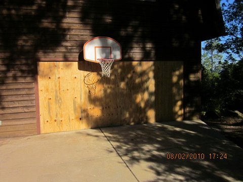 27679 Bullskin Ridge Road Oak Run, CA 96069 - Photo 21 of 22 basket ball court