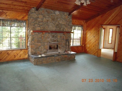 27679 Bullskin Ridge Road Oak Run, CA 96069 - Photo 6 of 22 living room
