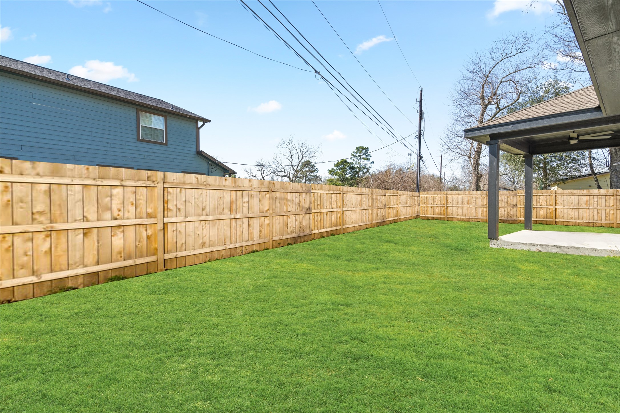 4654 North Teague Street Rosharon, TX 77583 - Photo 45 of 46 Fully fenced backyard providing safety for pets and kids, with endless potential for outdoor enjoyment.