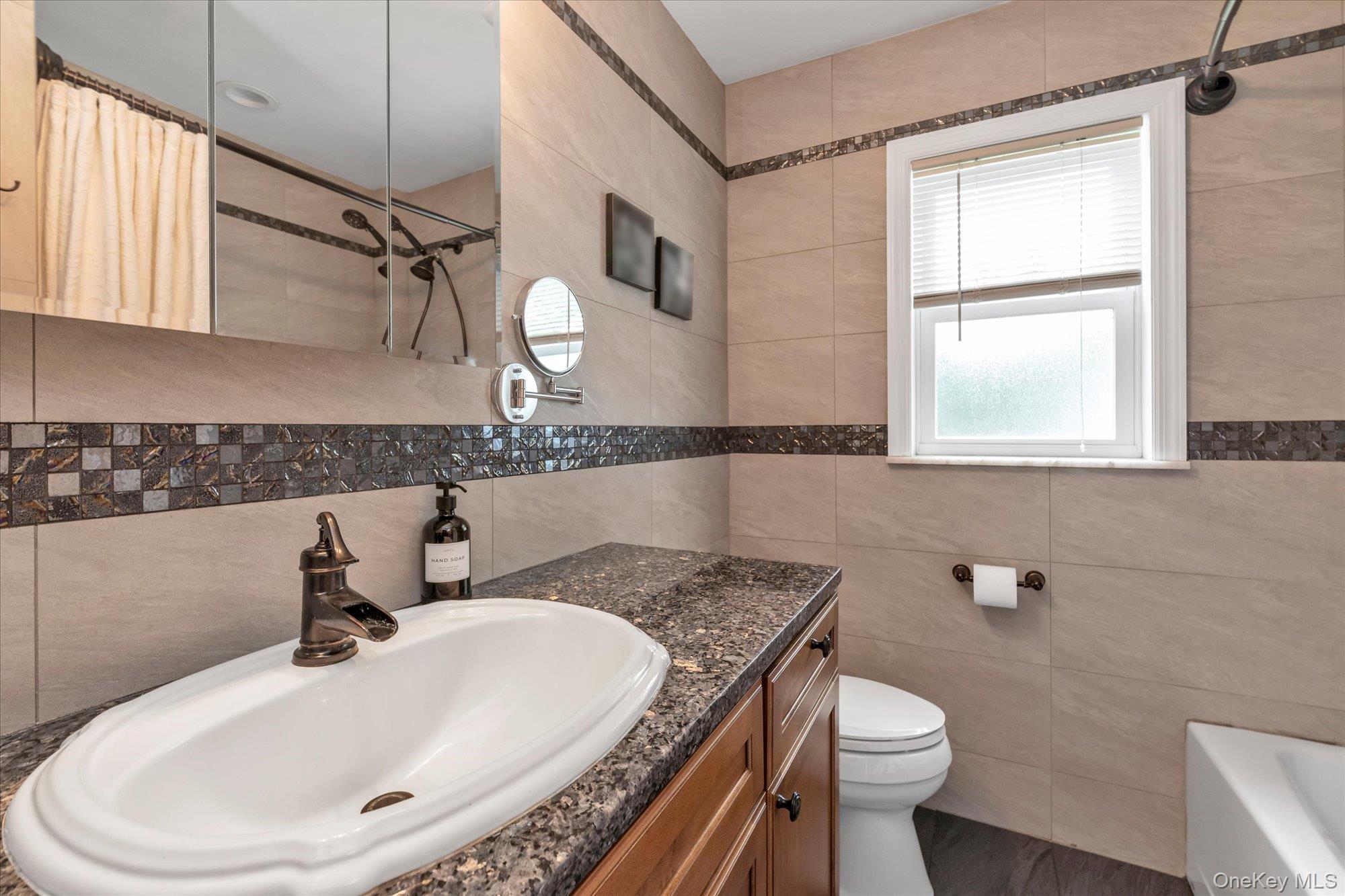 1700 Rugby Road Merrick, NY 11566 - Photo 16 of 22