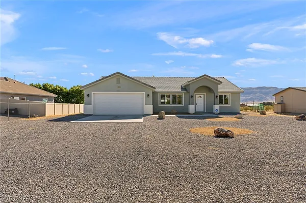 $2,000 | 5600 Genoa Avenue, Pahrump, NV 89060