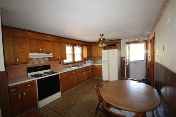 1276 Susan Road Dighton, MA 02764 - Photo 8 of 30 Gallery Image 8