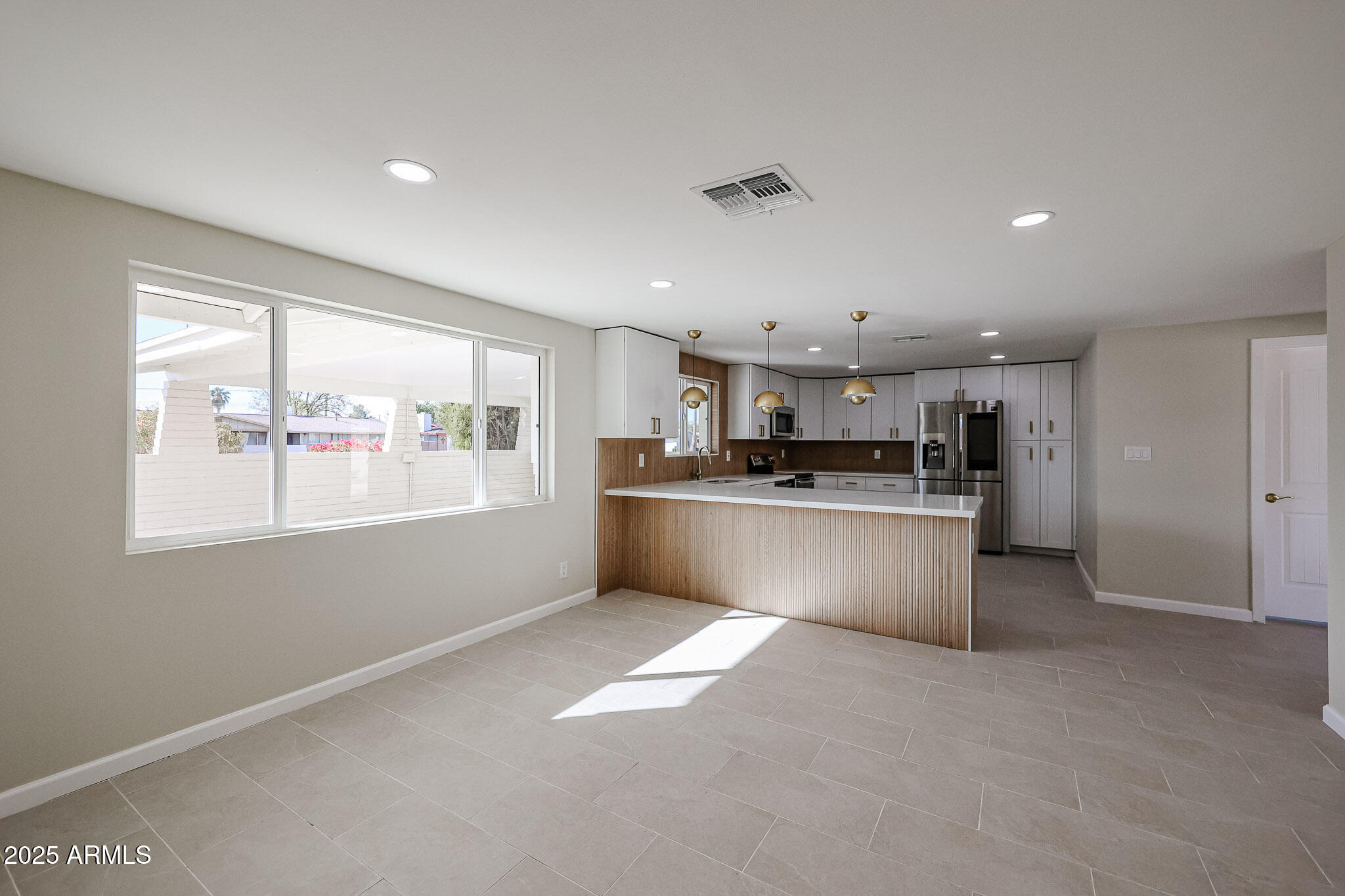 3716 West Griswold Road Phoenix, AZ 85051 - Photo 13 of 56 B (3)