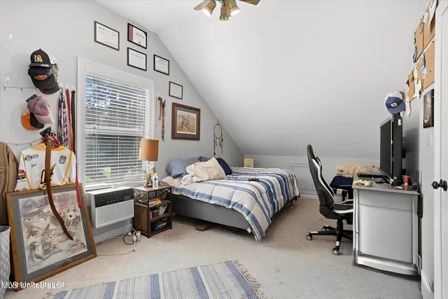 $339,900 | 14 Summer Pl Circle, Hattiesburg, MS 39402