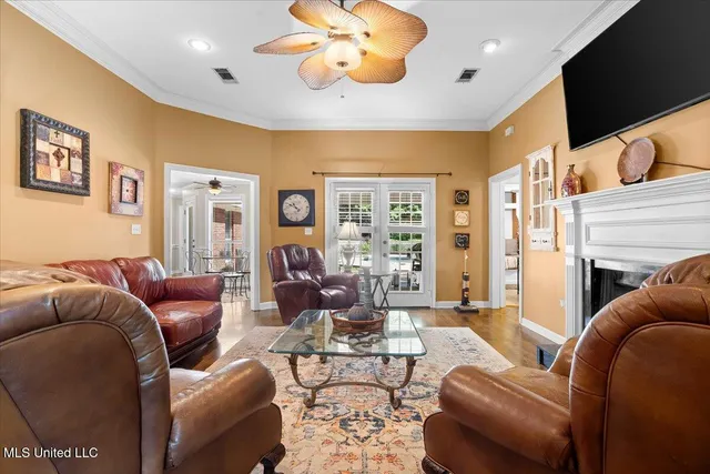 $339,900 | 14 Summer Pl Circle, Hattiesburg, MS 39402