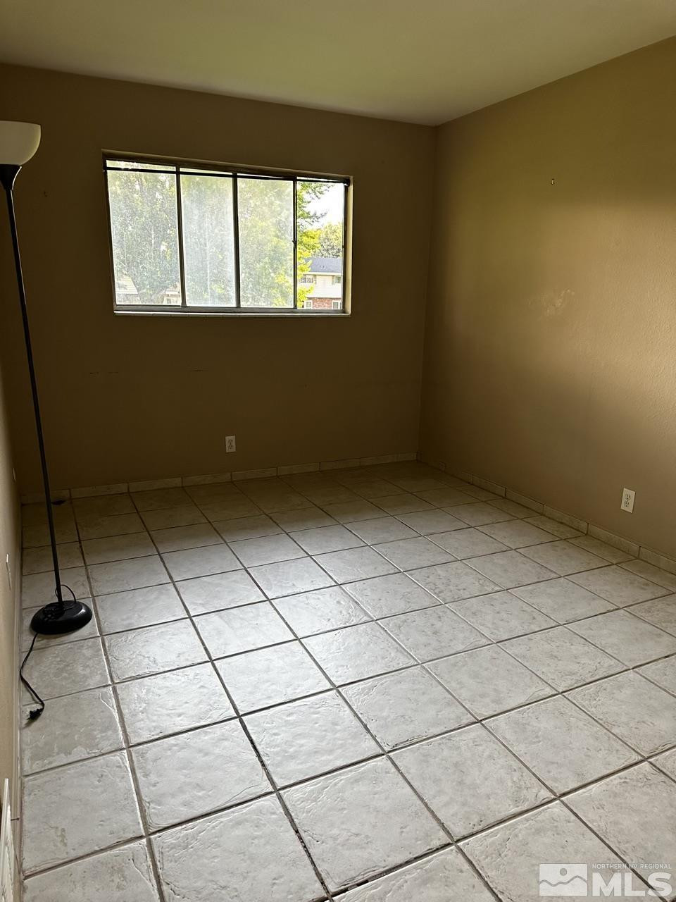 100 Smithridge Park Reno, NV 89502 - Photo 7 of 18 Photo 7