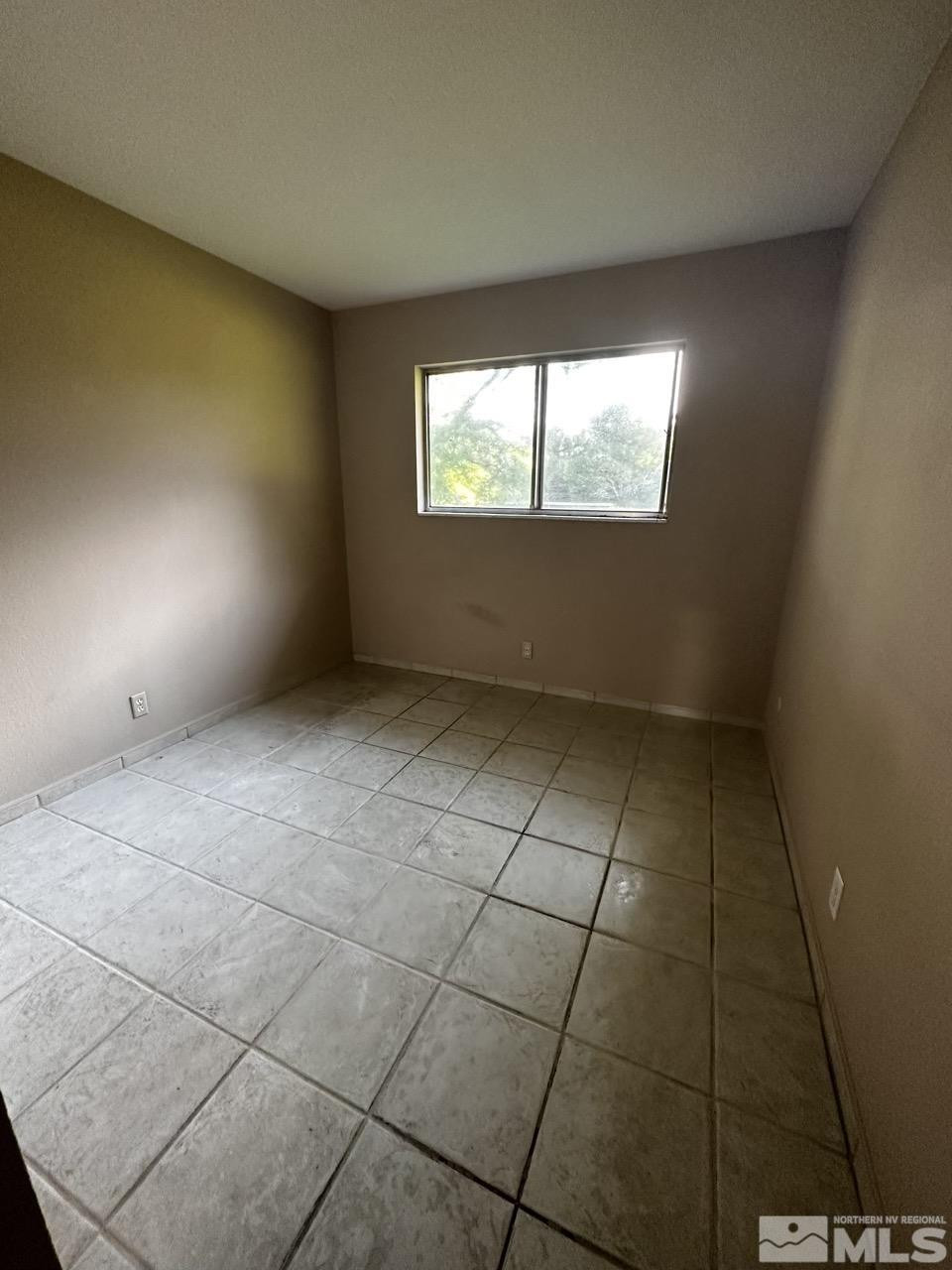 100 Smithridge Park Reno, NV 89502 - Photo 8 of 18 Photo 8