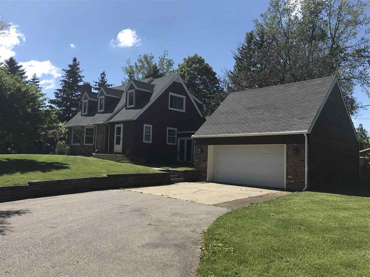 1520 Ridge Road Mount Pleasant, MI 48858 - Photo 4 of 27 1832544-3.JPG