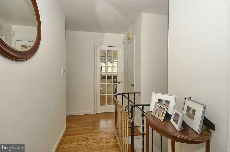 8414 Jeb Stuart Road Potomac, MD 20854 - Photo 2 of 21 Interior (General)