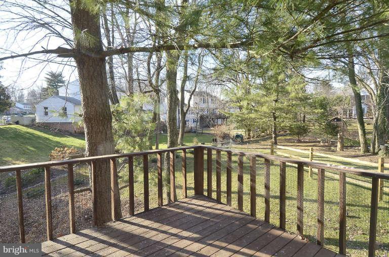 8414 Jeb Stuart Road Potomac, MD 20854 - Photo 19 of 21 Exterior (Rear)