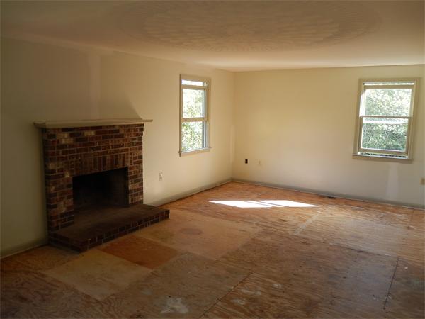 9 Spring Street Franklin, MA 02038 - Photo 6 of 15