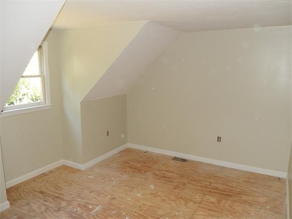 9 Spring Street Franklin, MA 02038 - Photo 8 of 15