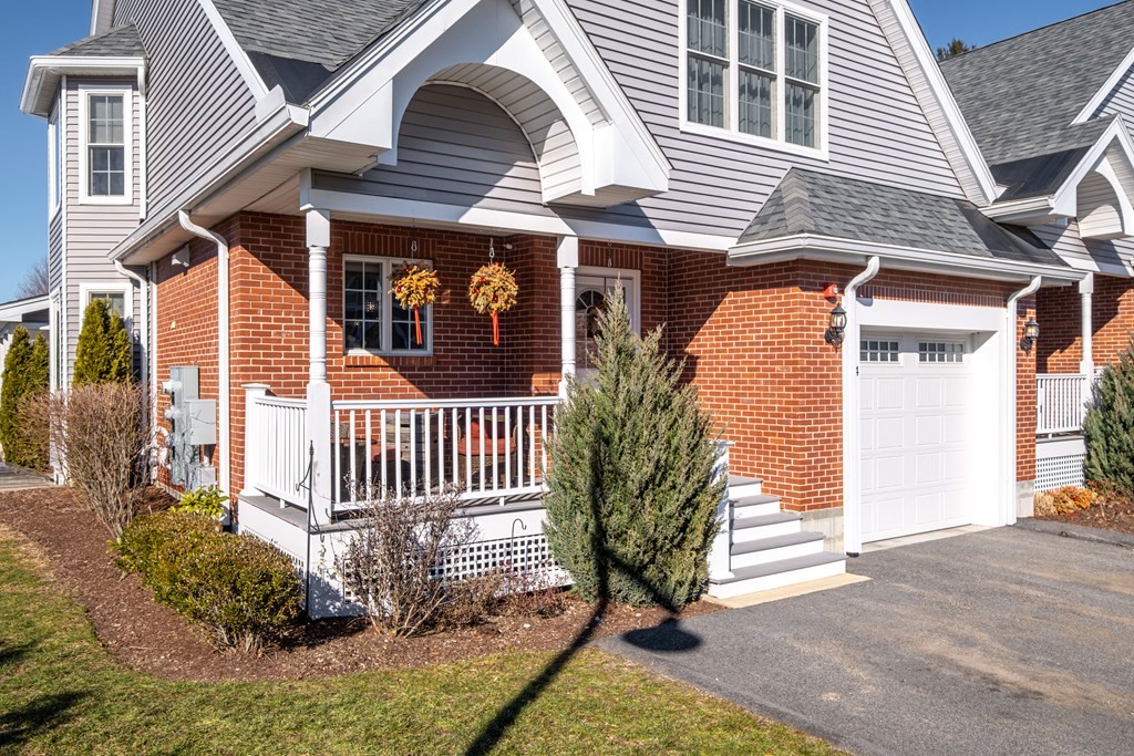 24 Dexter Road, Unit 24 Foxboro, MA 02035 - Photo 2 of 36 Gallery Image 2