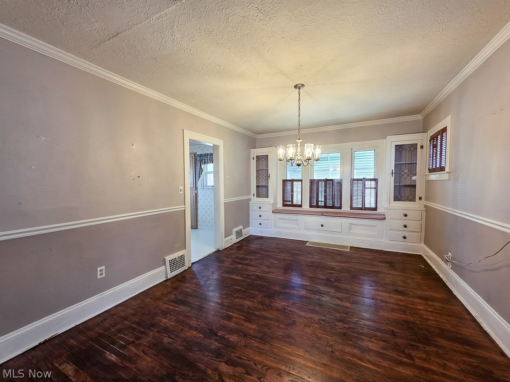 1376 Avondale Road Cleveland, OH 44121 - Photo 11 of 25 Gallery Image 11